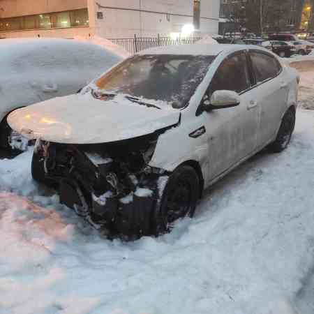 Выкуп неисправных автомобилей в Москве: быстро, дорого, с любого адреса Kia Rio 2013, 1.4, МКПП выкупили за 375000