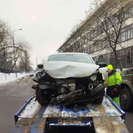 Продать автомобиль с неисправной АКПП Фольксваген поло, 2015 выкупили за 450000