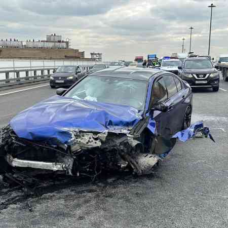 Выкуп аварийных автомобилей БМВ М-5, 2018 год выкупили за 5200000